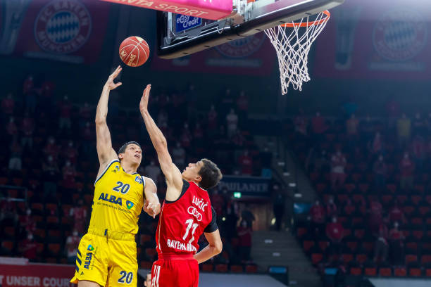 同的球员时 同的球员时