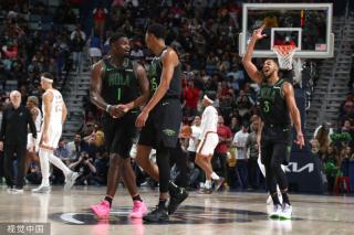 不仅激励着 不仅激励着