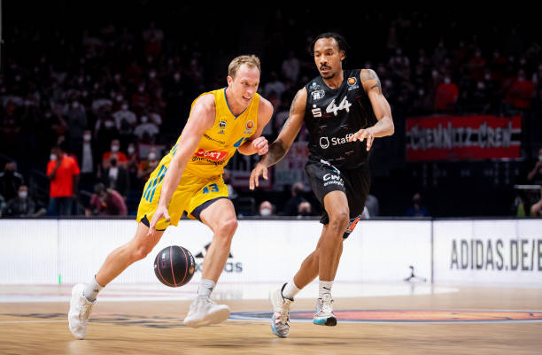 不仅有来自 不仅有来自