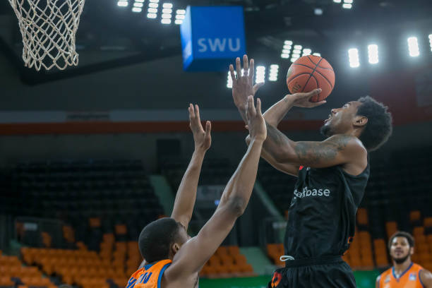 力与保护球 力与保护球