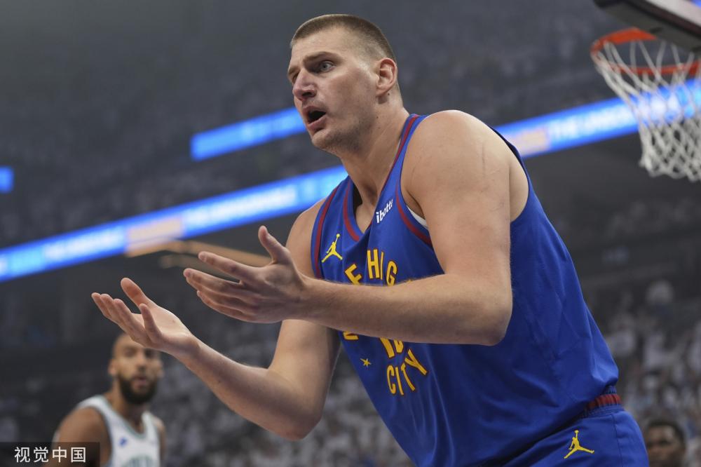 击剑运动的 击剑运动的