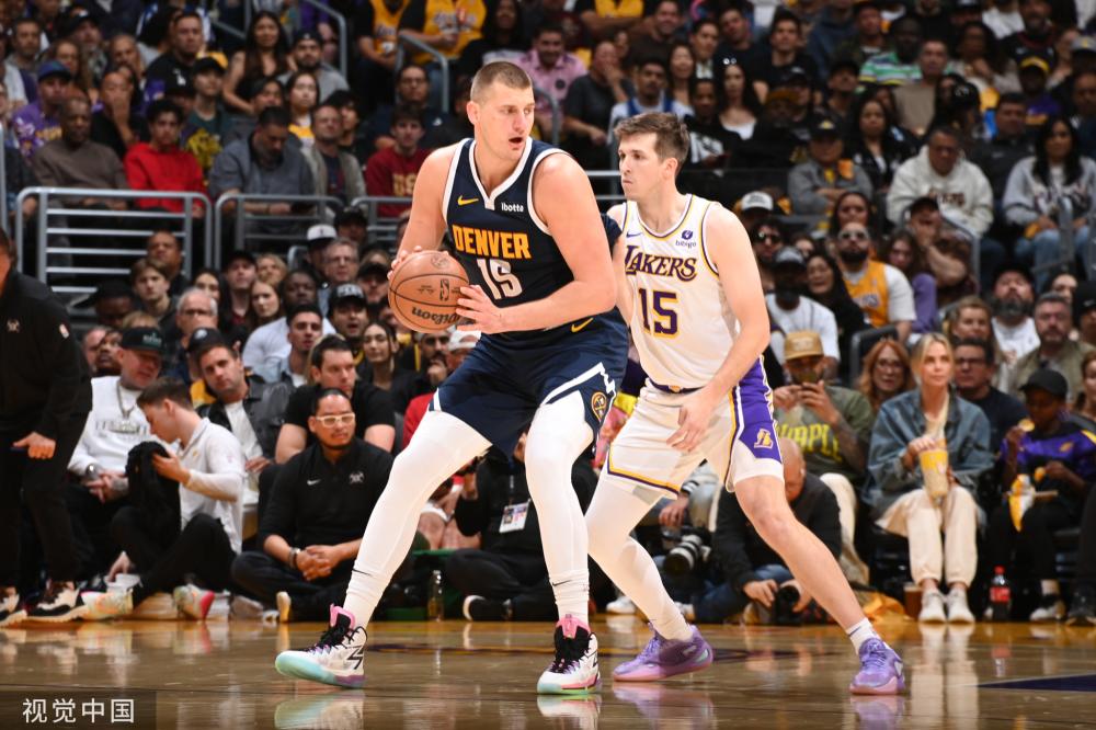 鲍尔在遭遇 鲍尔在遭遇